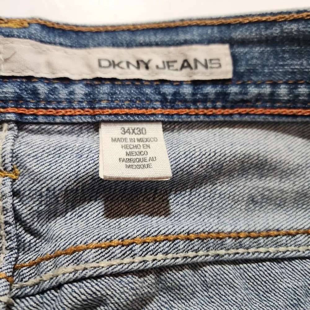 DKNY California Mens Jeans 34x30 Blue Relaxed Straight Flap Pocket Embroidered